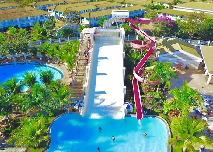 Lacqua Diroma Com Parque Aquatico E Cozinha