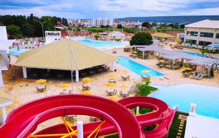 Lacqua Diroma Com Parque Aquatico E Cozinha
