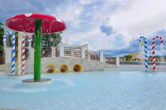Lacqua Diroma Com Parque Aquatico E Cozinha